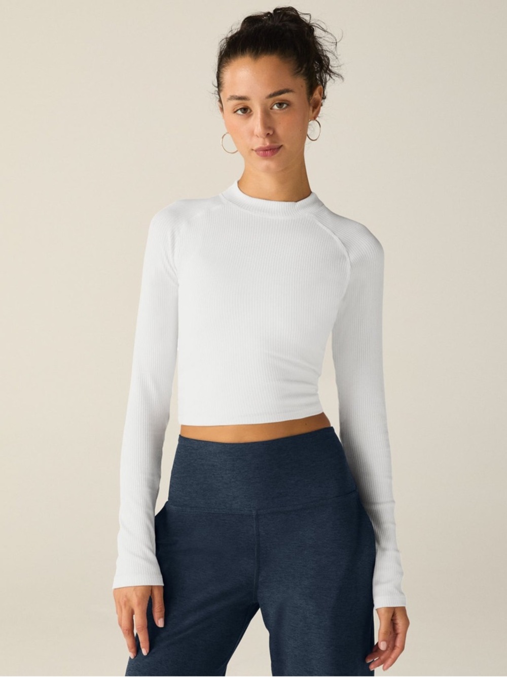 Beyond Yoga Contours Cropped Mock Neck Top Ribbed White Medium